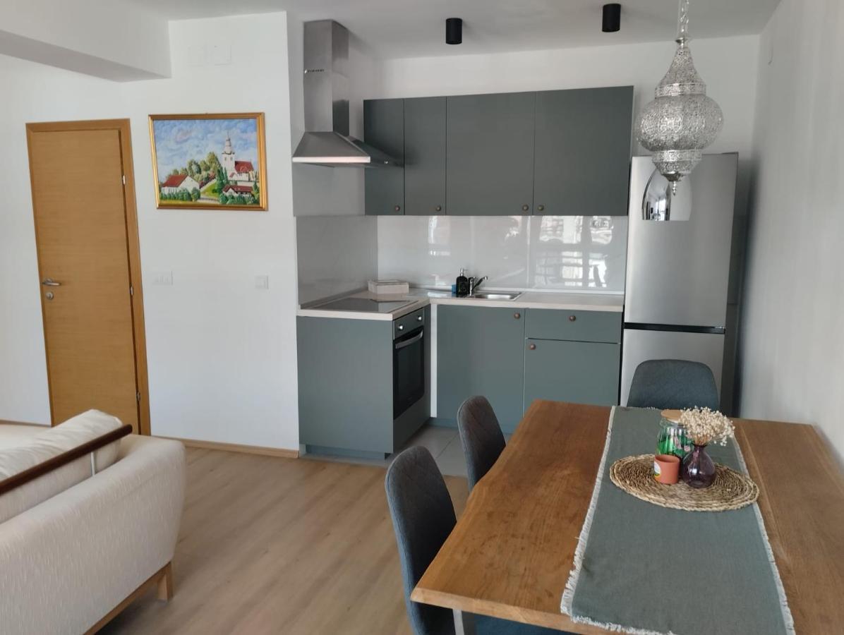, With Balcony And Free Parking * Zagreb